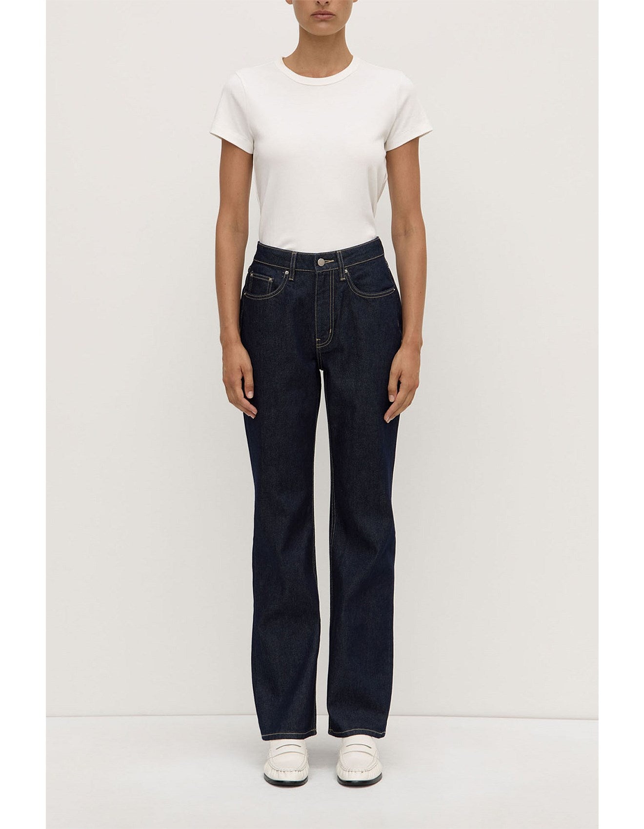 Assembly Straight Leg Jean Rinse