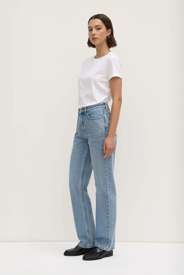 Assembly Label Womens Classic Straight Leg Jean Indigo Fade