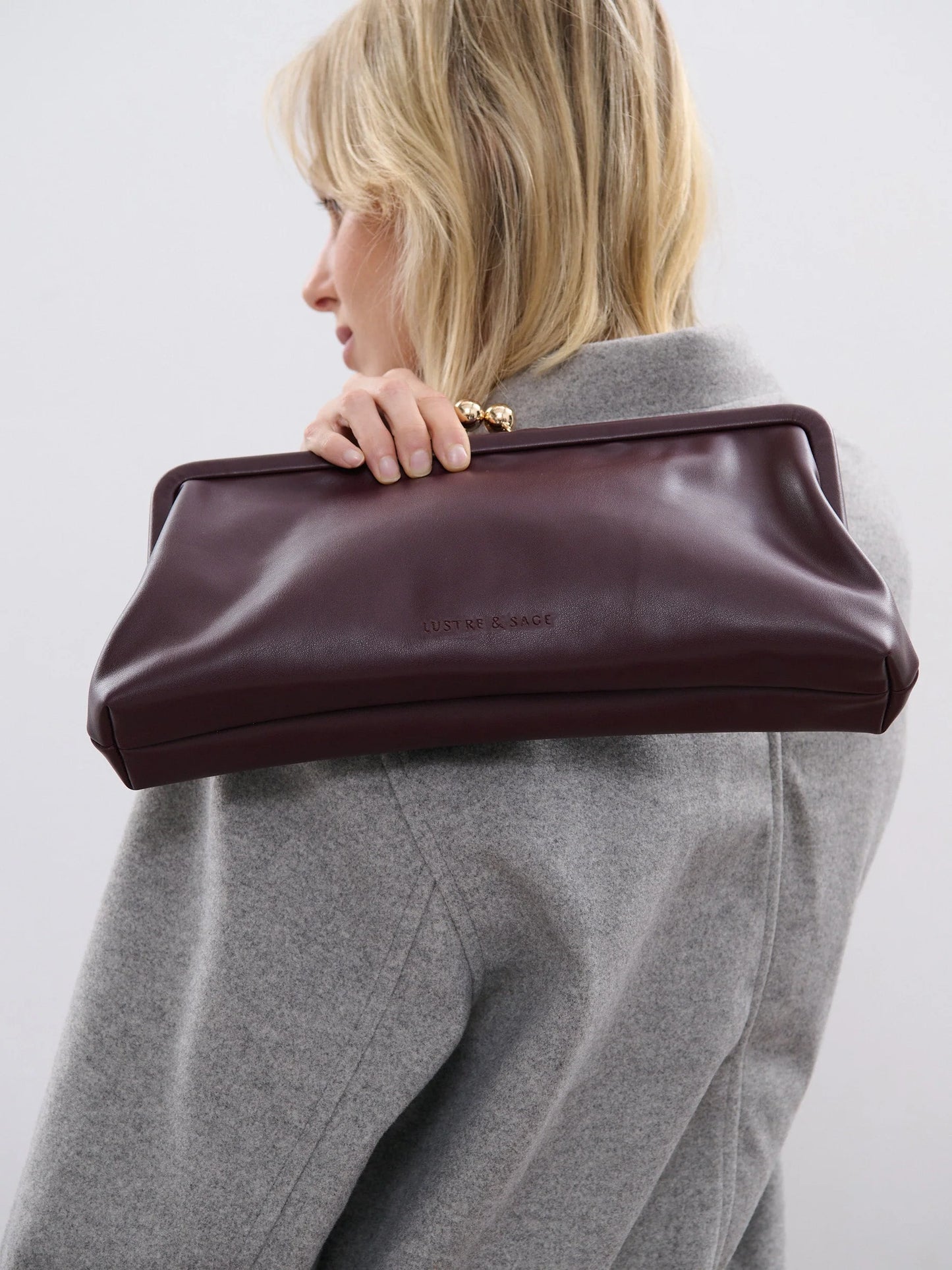 Lola Clutch Burgundy