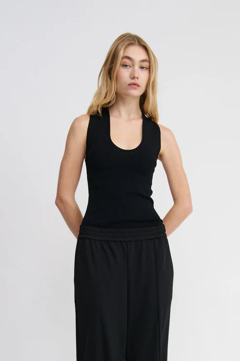 Mael Tropea Top Black