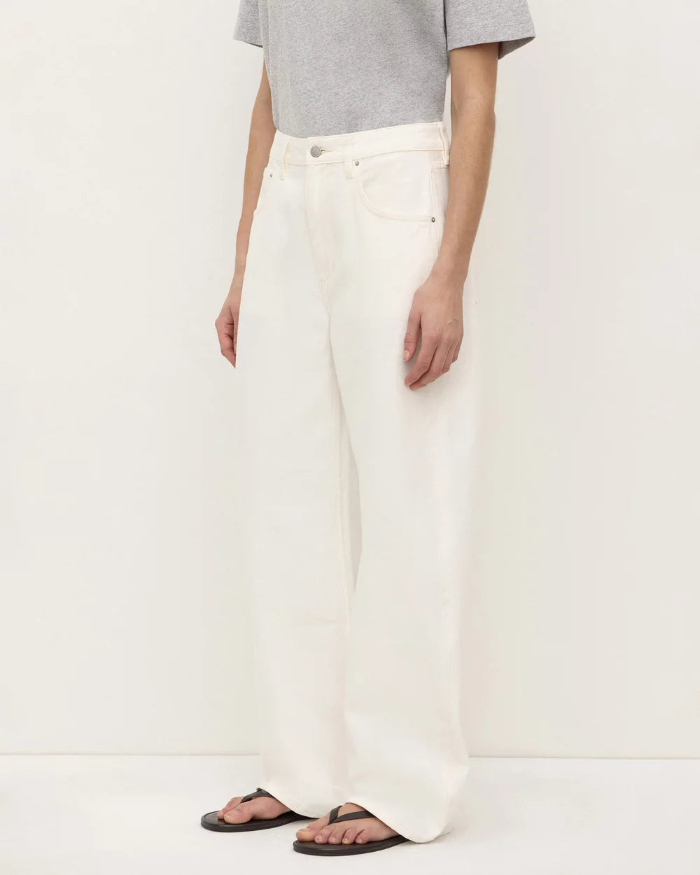 Assembly Label Low Curve Mid Rise Jean Vintage White